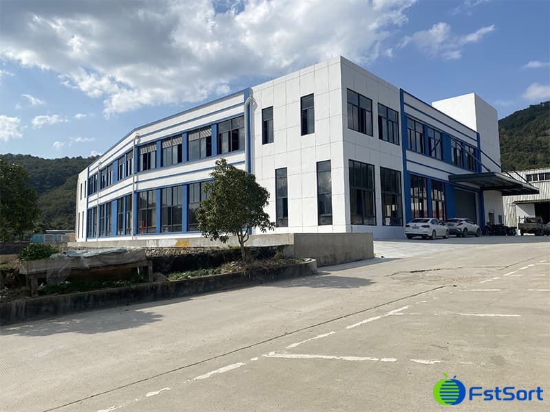 images/1648023652675FstSort grader factory.jpg